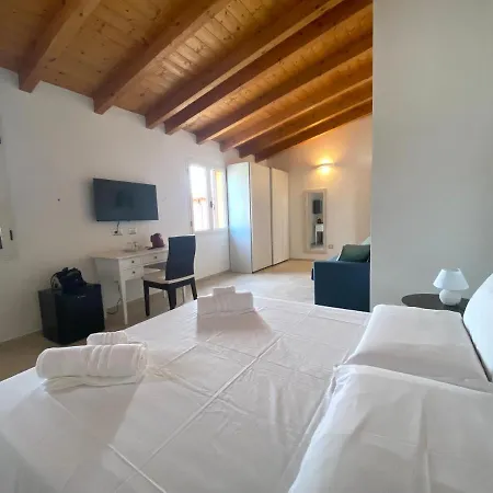 Punto Zero Guest house San Teodoro (Sardinia)